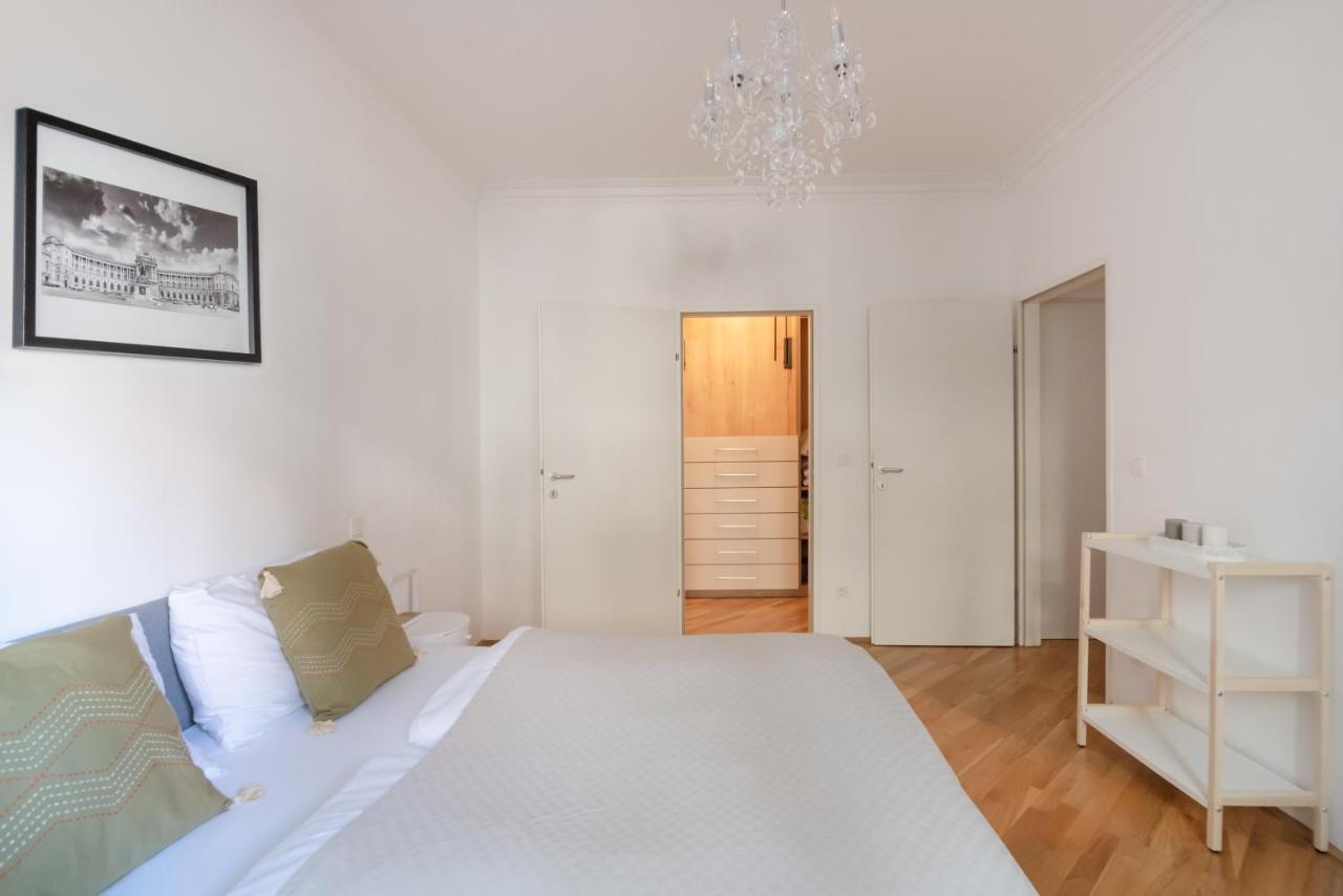 Ferienwohnung Absolute Ruhelage im Zentrum mit Parkplatz Wien Exterior foto